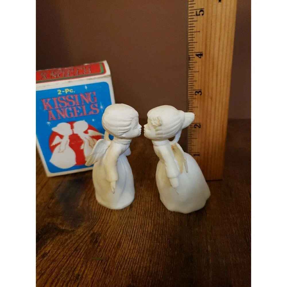 2 pc. Kissing Angels vintage Giftco ornaments figurines box Hong Kong Christmas